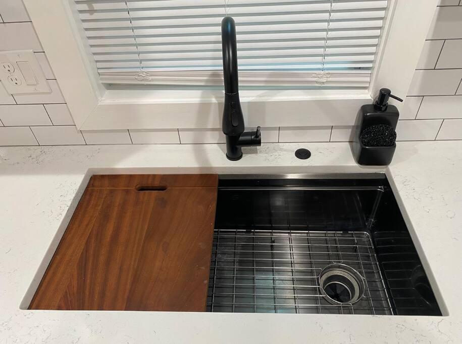 East Point Atlanta - Spacious 5Br Retreat! المظهر الخارجي الصورة
