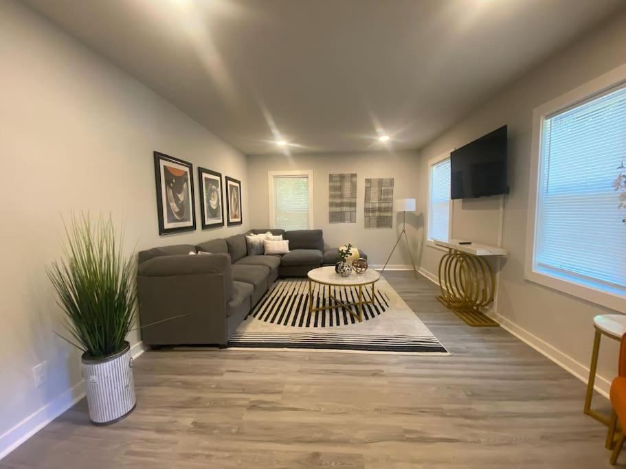 East Point Atlanta - Spacious 5Br Retreat! المظهر الخارجي الصورة